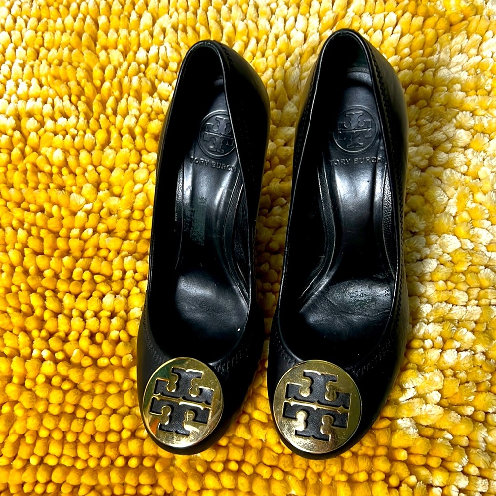 Tory Burch black shoes